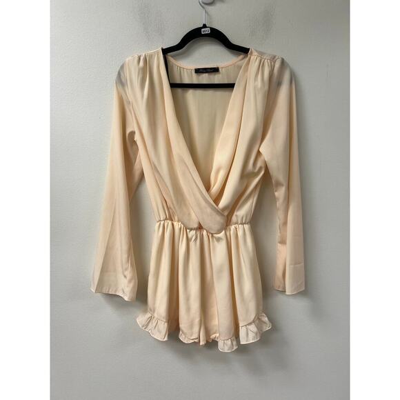 Honey Punch Romper Peach color Sz XS - Picture 1 of 3